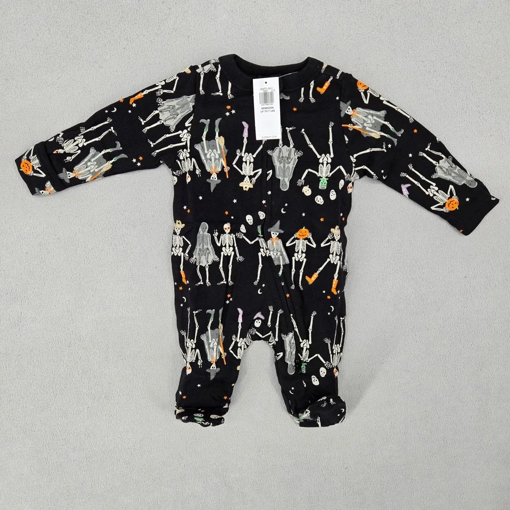 Old Navy NWT Newborn Skeleton Halloween 2-Way Zip Footed Sleeper Baby Spooky
